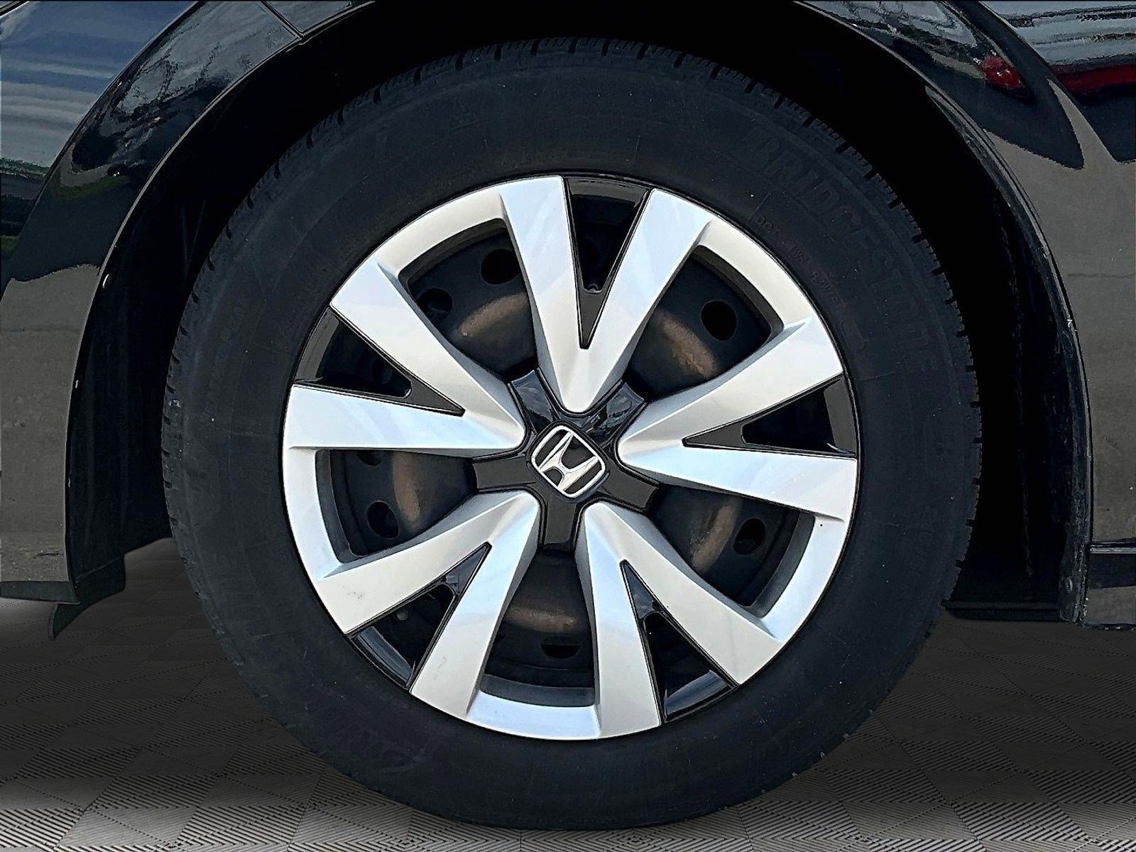 Used 2023 Honda Civic LX image 34