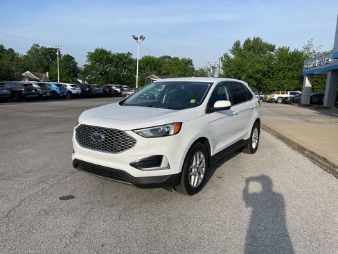 Used 2024 Ford Edge SEL AWD/4WD image 4