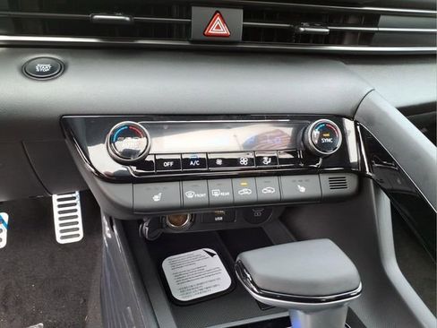 New 2026 Hyundai Elantra SEL Sport Premium FWD image 21