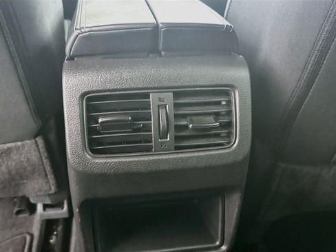 Used 2025 Nissan Rogue S FWD image 26