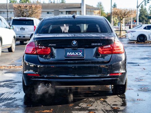 Used 2013 BMW 328i xDrive Sedan image 9