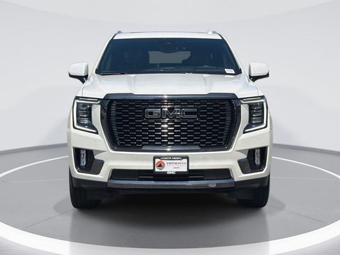 Used 2023 GMC Yukon XL Denali Ultimate AWD/4WD image 2