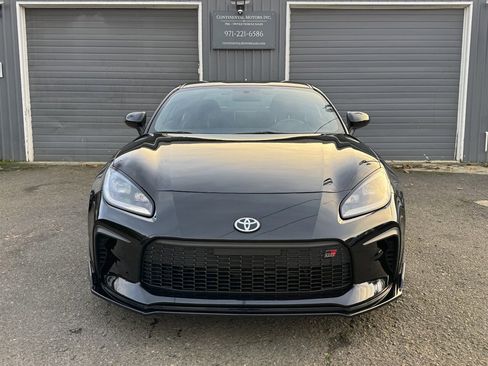 Used 2024 Toyota GR86 Premium image 5