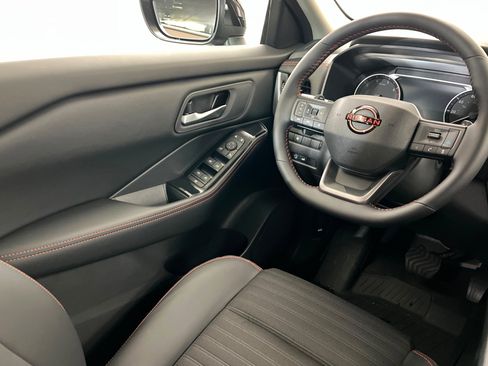 New 2026 Nissan Rogue SV image 11
