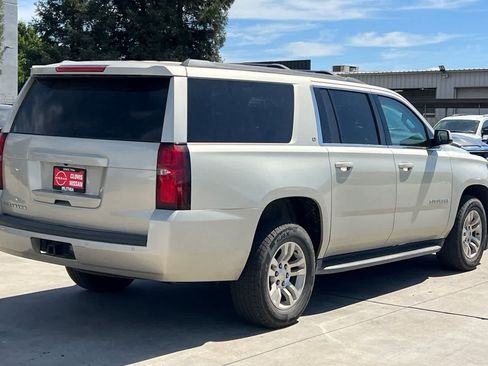 Used 2015 Chevrolet Suburban LT AWD/4WD image 3