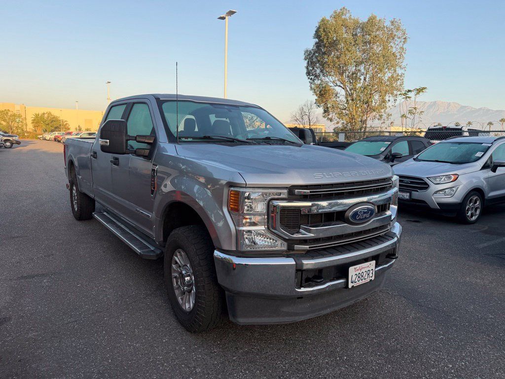 Used 2022 Ford F250 XL w/ STX Appearance Package AWD/4WD image 2