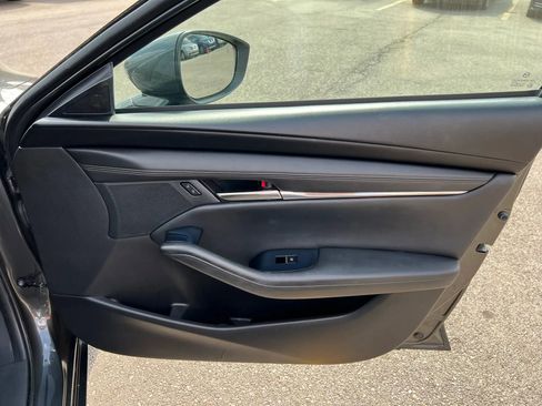 Used 2019 MAZDA MAZDA3 Sedan w/ Select Package image 25