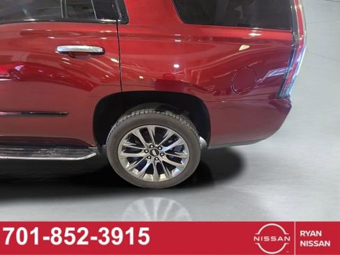 Used 2019 Cadillac Escalade Luxury w/ Escalade Sport Edition image 22