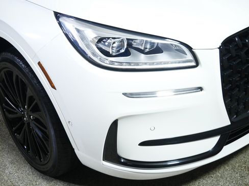 Used 2023 Lincoln Corsair Reserve w/ Equipment Group 202A AWD/4WD image 16