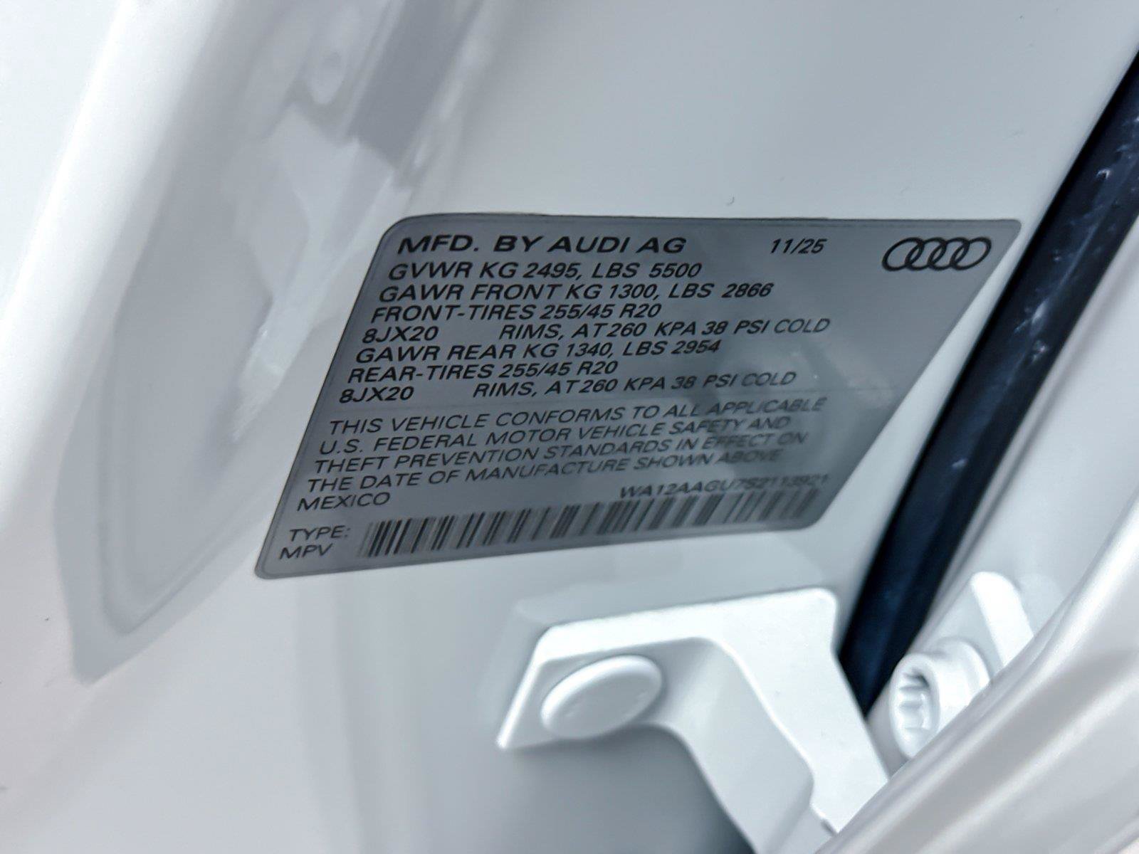 Used 2025 Audi Q5 Premium Plus AWD/4WD image 28