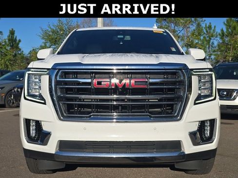 Used 2021 GMC Yukon SLT w/ SLT Luxury Package image 2