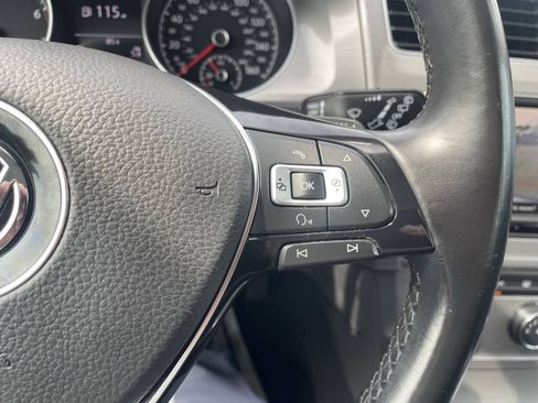 Used 2016 Volkswagen Golf Limited Edition FWD image 36