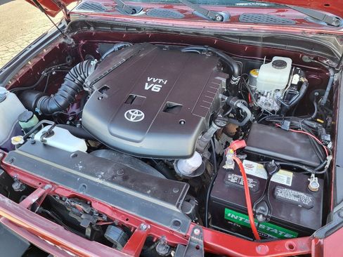 Used 2007 Toyota FJ Cruiser 4WD image 11