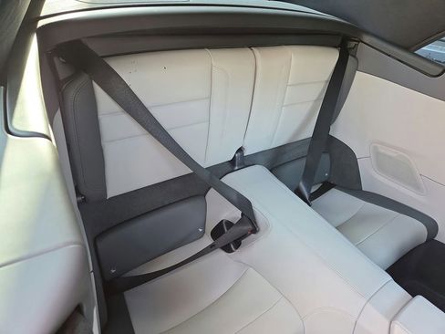 Certified 2025 Porsche 911 Carrera 4 GTS image 19