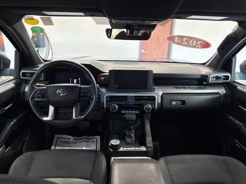 Used 2024 Toyota Tacoma TRD Sport image 37