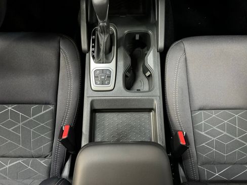 New 2026 Nissan Frontier SV w/ Tow Package image 23