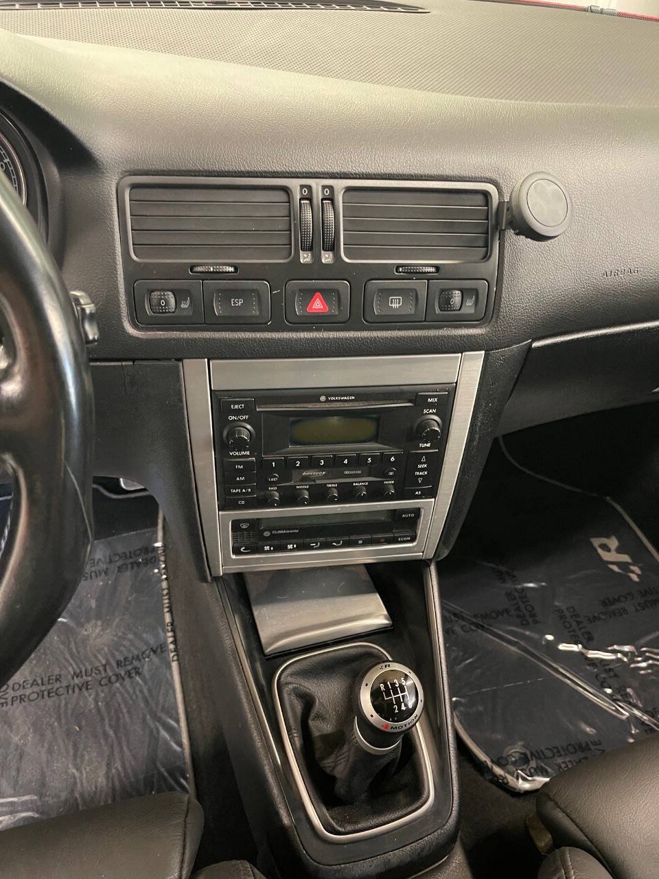 Used 2004 Volkswagen R32 AWD/4WD image 64