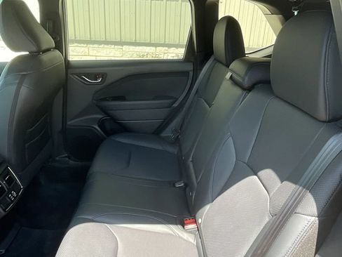 Used 2026 Subaru Forester Limited AWD/4WD image 27