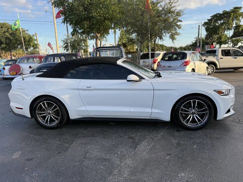 Used 2016 Ford Mustang Premium image 20
