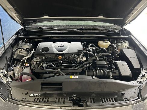 Used 2025 Toyota Camry XLE image 29