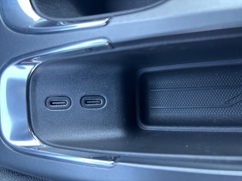 New 2026 Chevrolet Equinox EV LT image 14