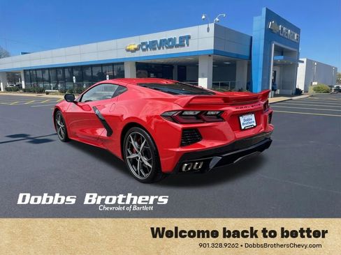 Used 2022 Chevrolet Corvette Stingray Preferred Cpe w/ Z51 Performance Package RWD image 5