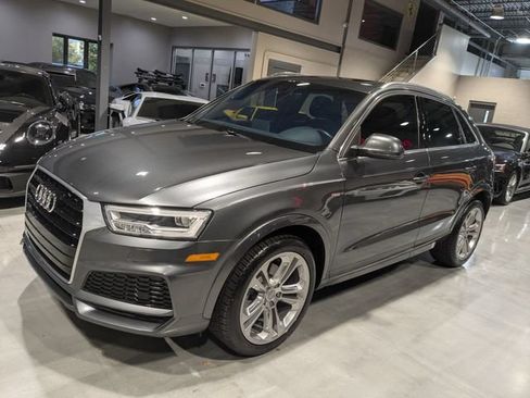 Used 2018 Audi Q3 2.0T Premium Plus w/ Premium Plus Package AWD/4WD image 3