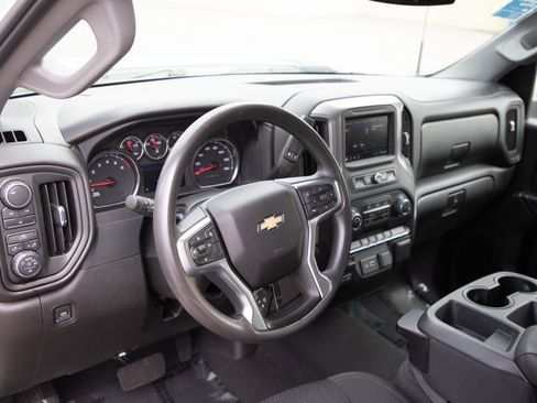 Used 2022 Chevrolet Silverado 2500 Custom w/ Custom Value Package AWD/4WD image 20