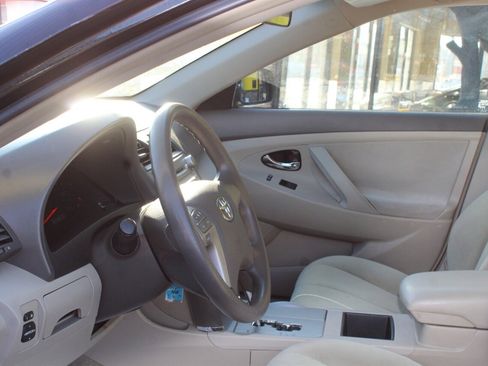 Used 2008 Toyota Camry LE image 14