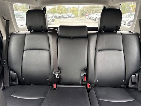 Used 2022 Toyota 4Runner TRD Off-Road Premium image 29