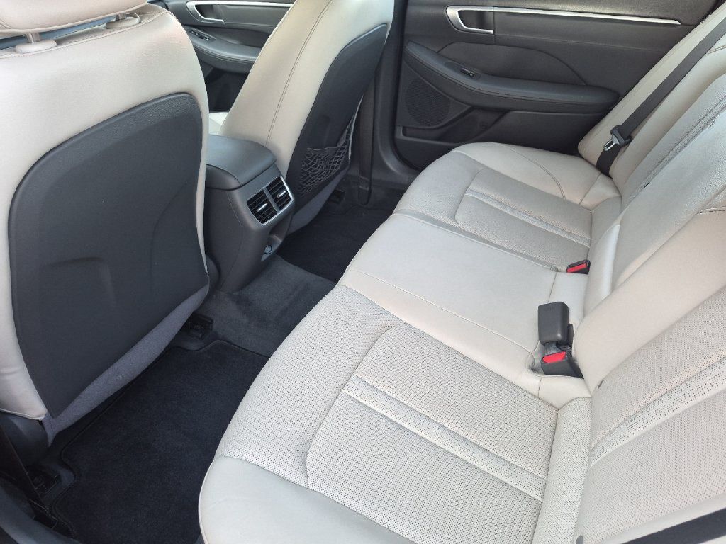 Used 2020 Hyundai Sonata Limited FWD image 12