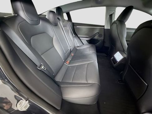 Used 2025 Tesla Model 3 Long Range image 26