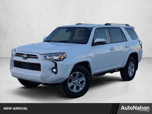Used 2022 Toyota 4Runner SR5 Premium image 1