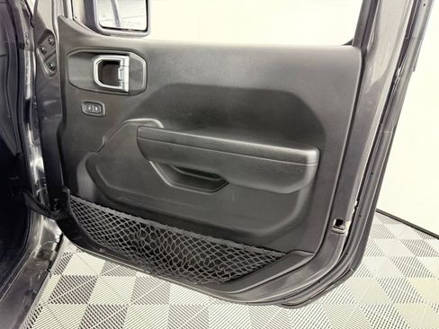 Used 2023 Jeep Gladiator Sport image 10