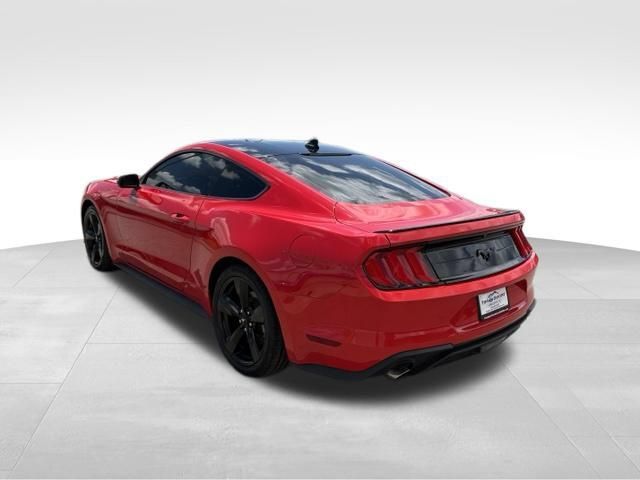 Used 2022 Ford Mustang Coupe w/ Black Accent Package RWD image 11
