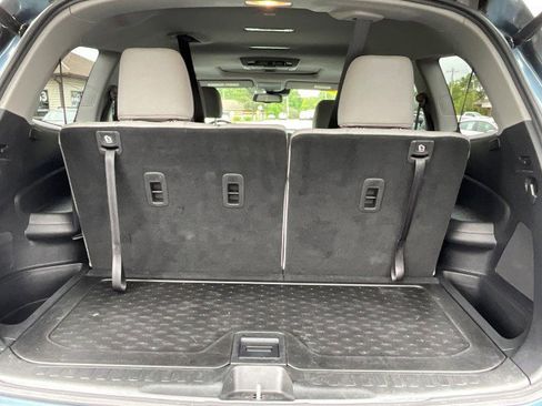 Used 2017 Honda Pilot Touring image 36