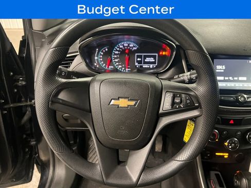 Used 2017 Chevrolet Trax LS image 18
