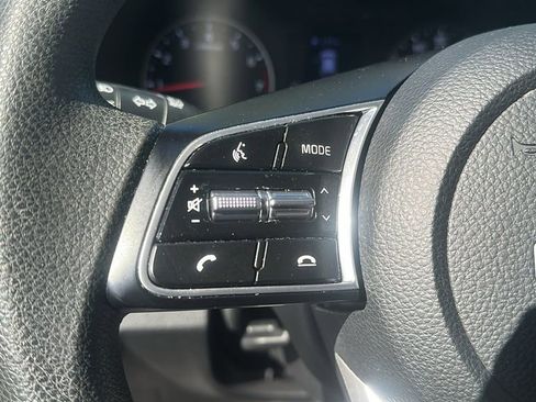 Used 2023 Kia Seltos LX image 15