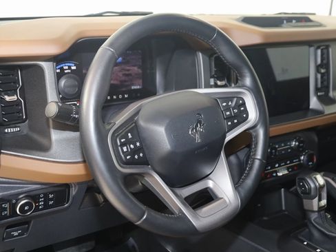 Used 2024 Ford Bronco Outer Banks image 6