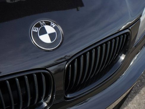 Used 2012 BMW 135i Convertible image 18