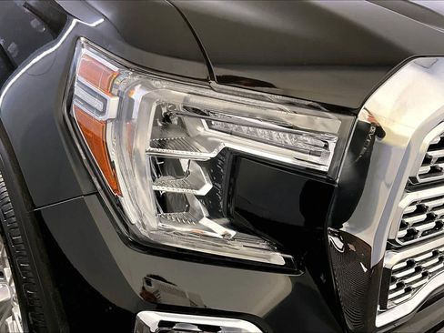 Used 2022 GMC Sierra 1500 Denali w/ Denali Premium Package image 27