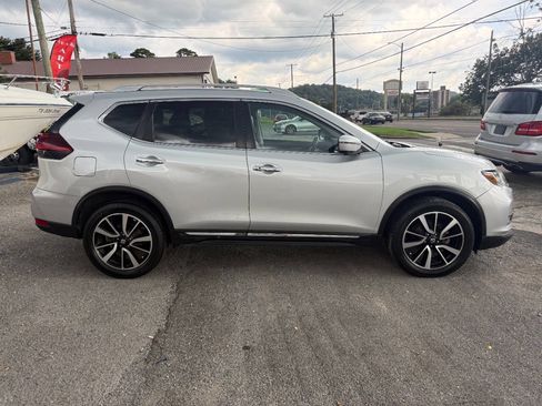Used 2019 Nissan Rogue SL AWD/4WD image 5