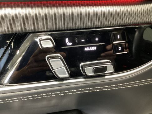 Used 2023 Jeep Grand Wagoneer Series II w/ Quick Order Packagew 28T AWD/4WD image 16
