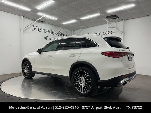 Used 2026 Mercedes-Benz GLC 300 image 5