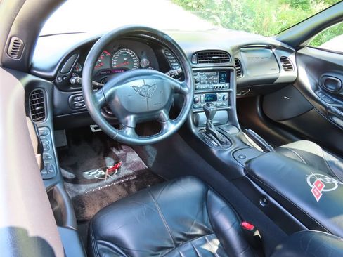 Used 1997 Chevrolet Corvette Coupe w/ Memory Pkg RWD image 20