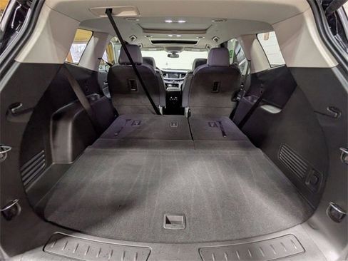 Certified 2019 Buick Enclave Essence image 28