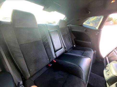 Used 2017 Dodge Challenger SRT Hellcat RWD image 29