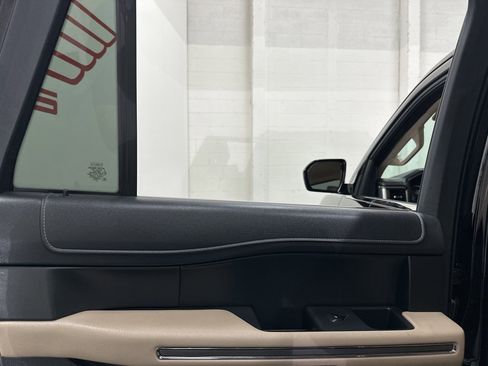 Used 2023 Ford Expedition Max XLT image 54