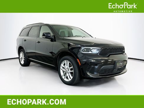 Used 2025 Dodge Durango GT image 1