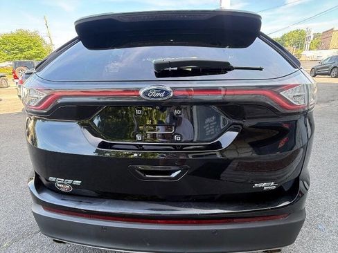 Used 2017 Ford Edge SEL w/ Equipment Group 201A AWD/4WD image 3